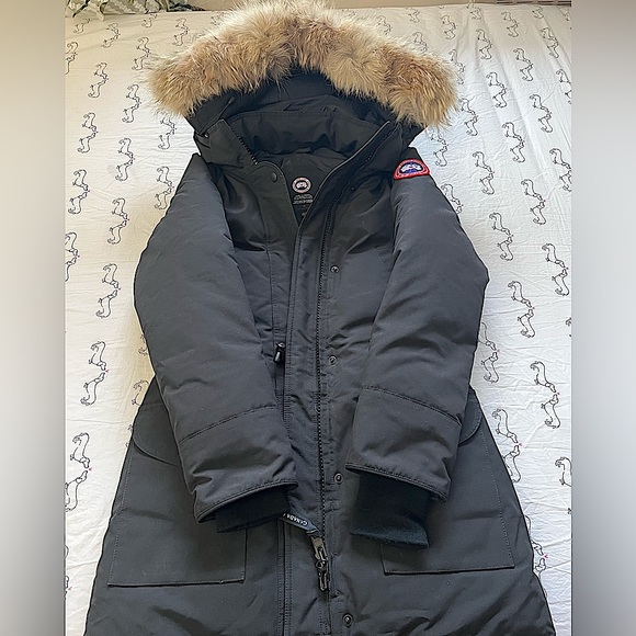 Canada goose Trillium Parka. - Picture 3 of 8